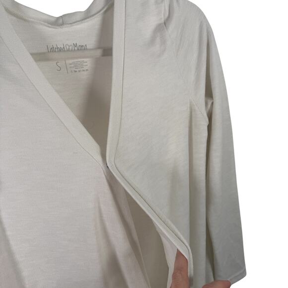 Latched Mama Off-White V-Neck Wrap Top - Picture 2 of 4